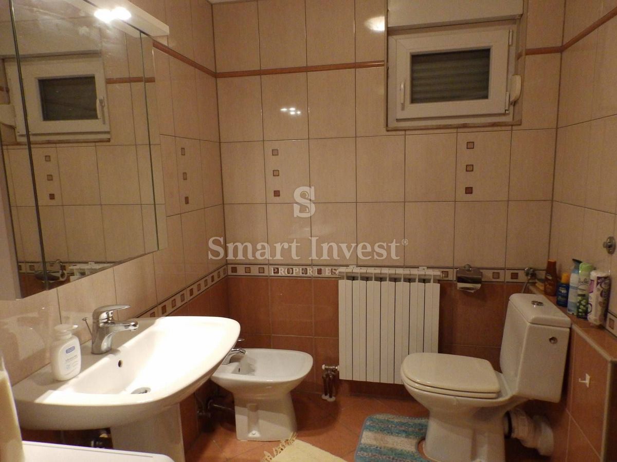 ABBAZIA, appartamento trilocale con vista mare e garage