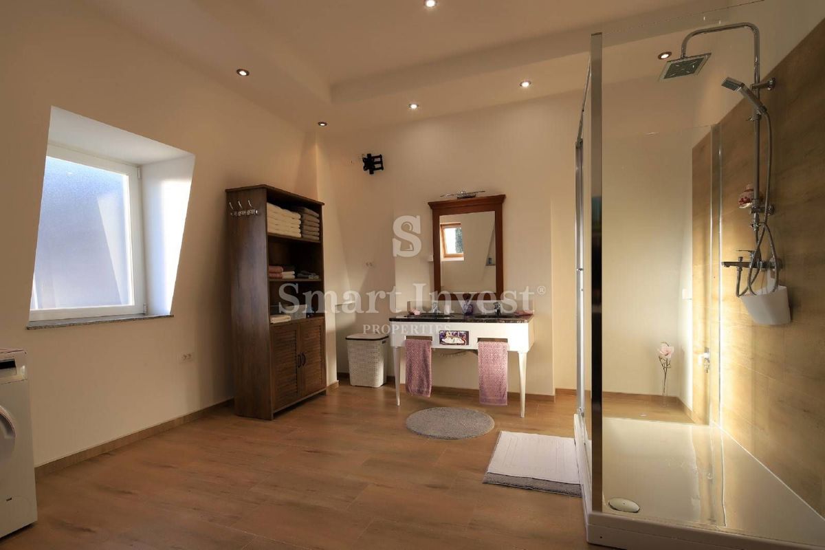 Appartamento Opatija - Centar, Opatija, 170m2