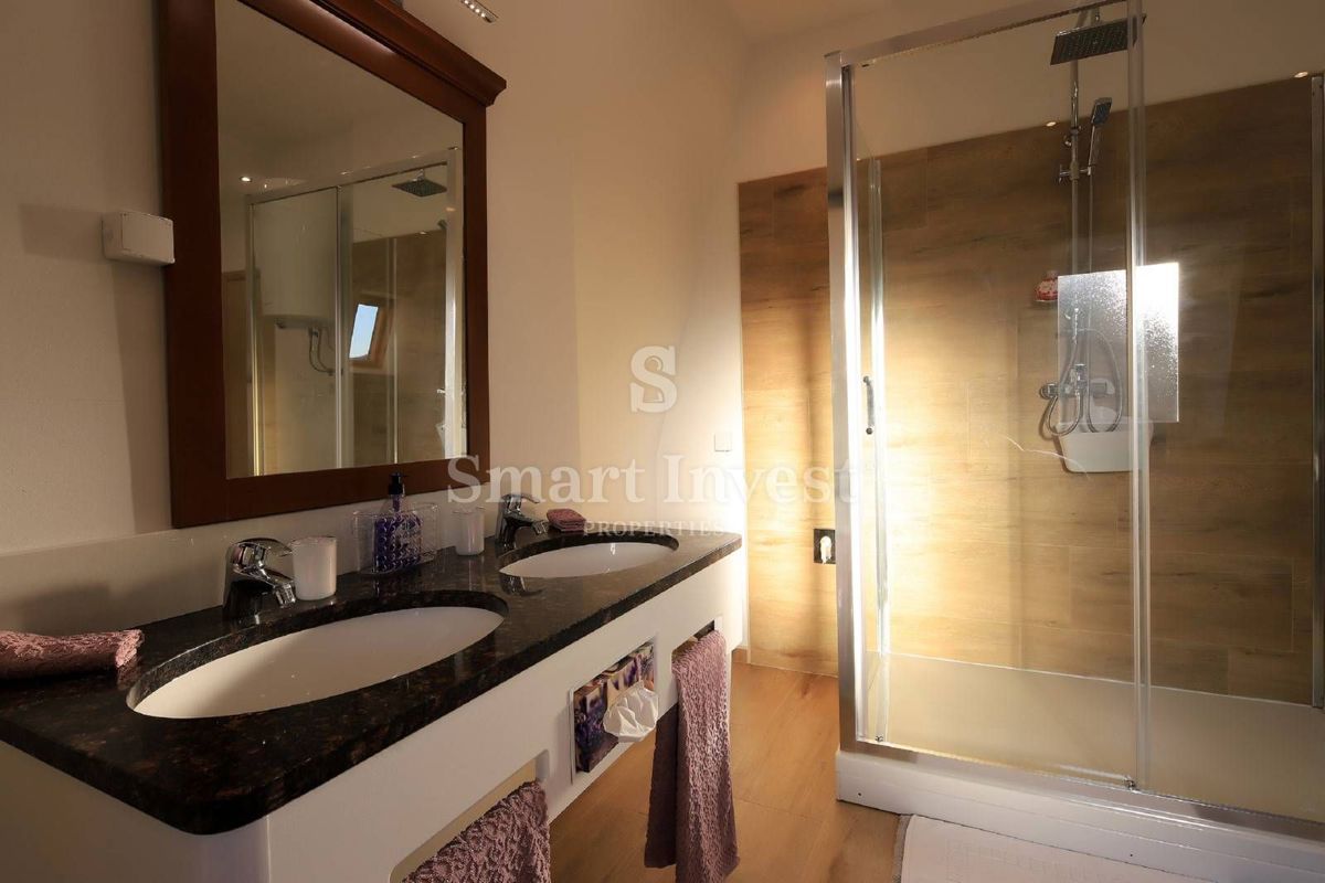 Appartamento Opatija - Centar, Opatija, 170m2