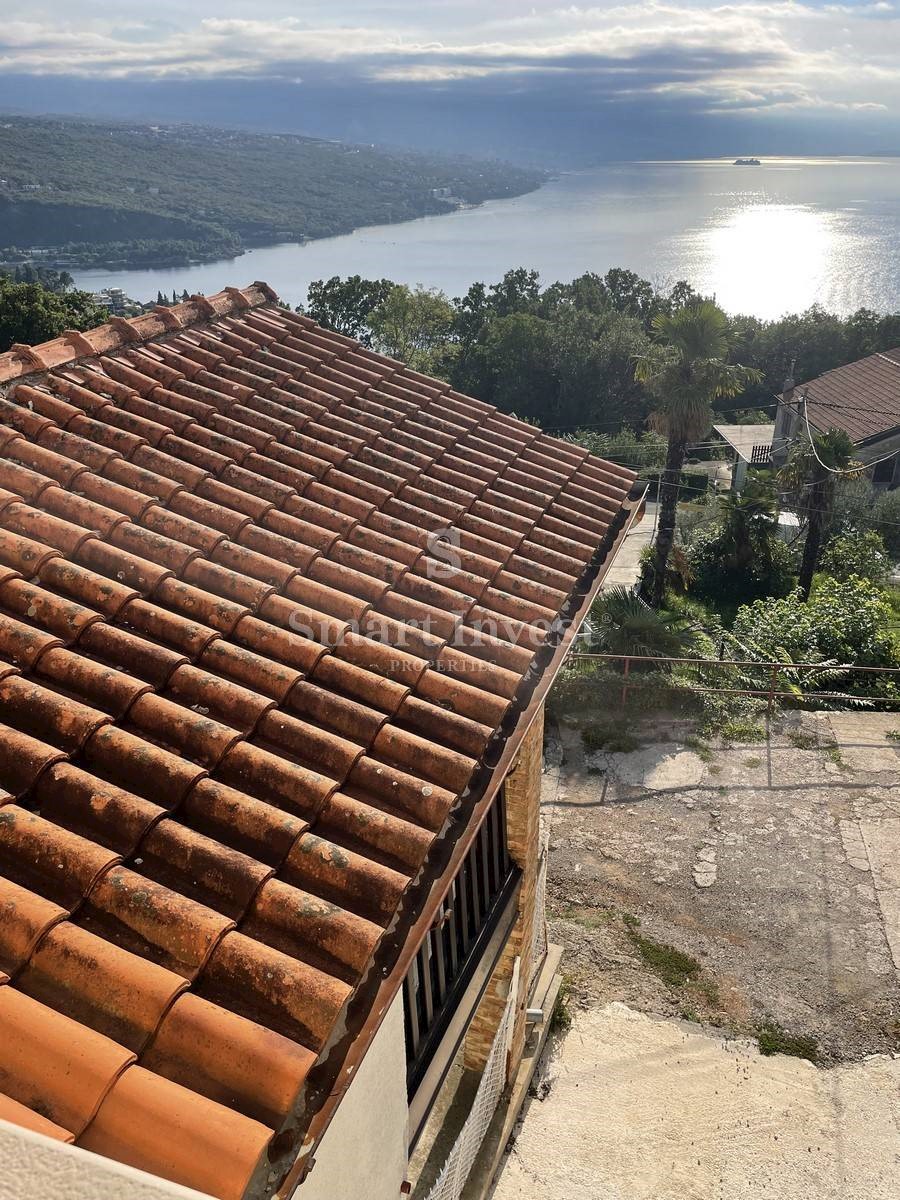 OPATIJA - POBRI, casa con splendida vista sul mare