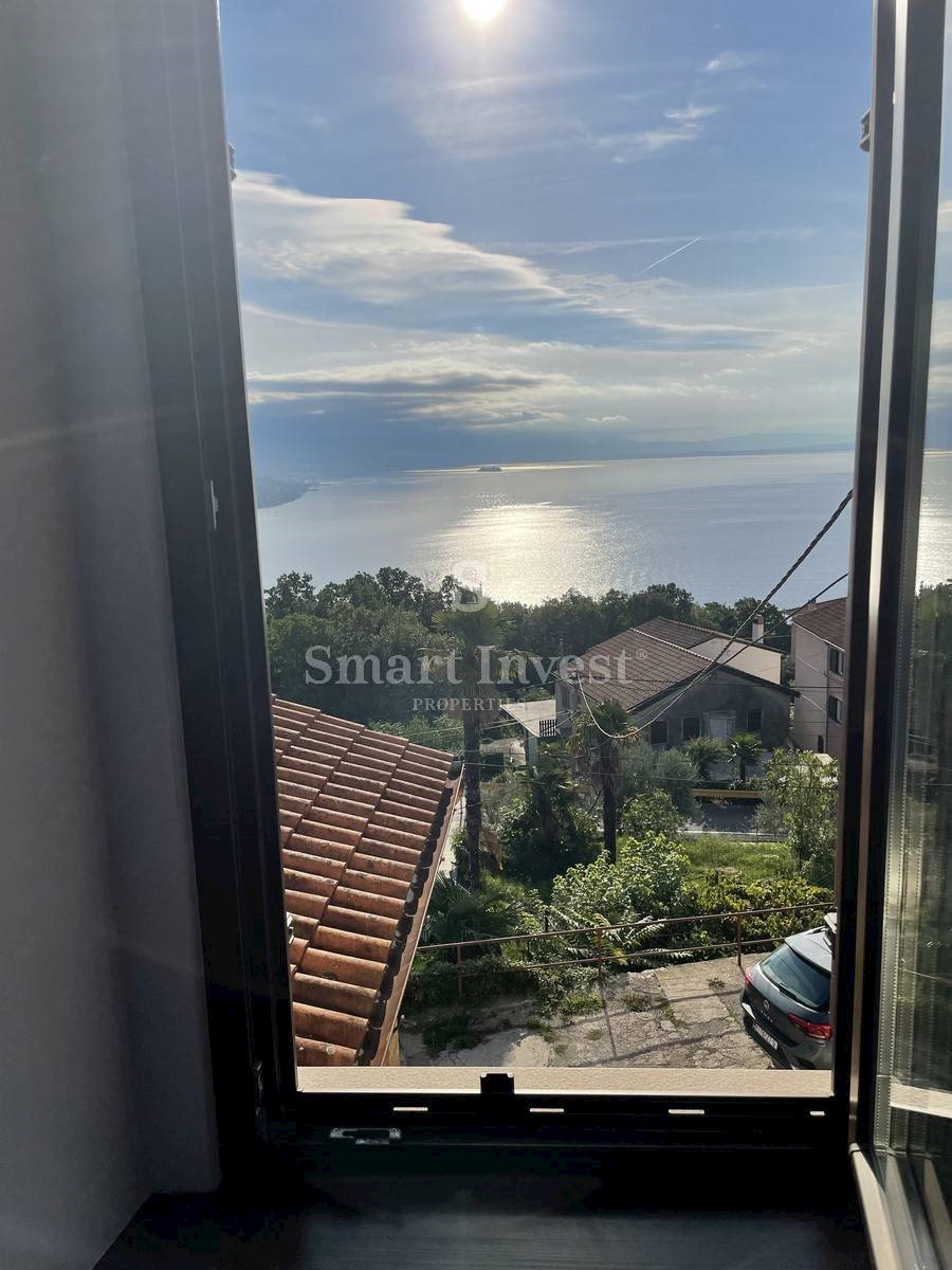 OPATIJA - POBRI, casa con splendida vista sul mare