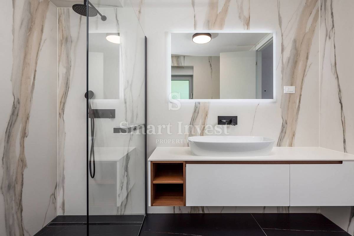 ABBAZIA, lussuoso attico con piscina e vista panoramica sul mare