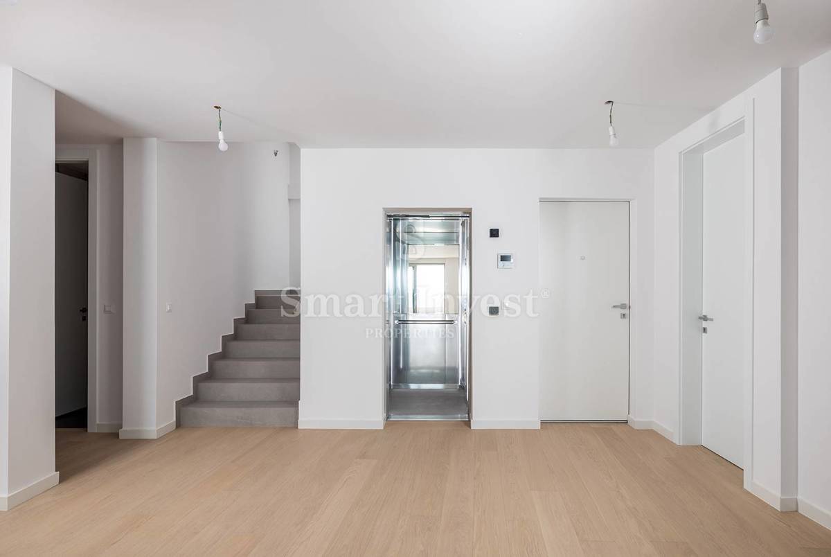 ABBAZIA, lussuoso attico con piscina e vista panoramica sul mare