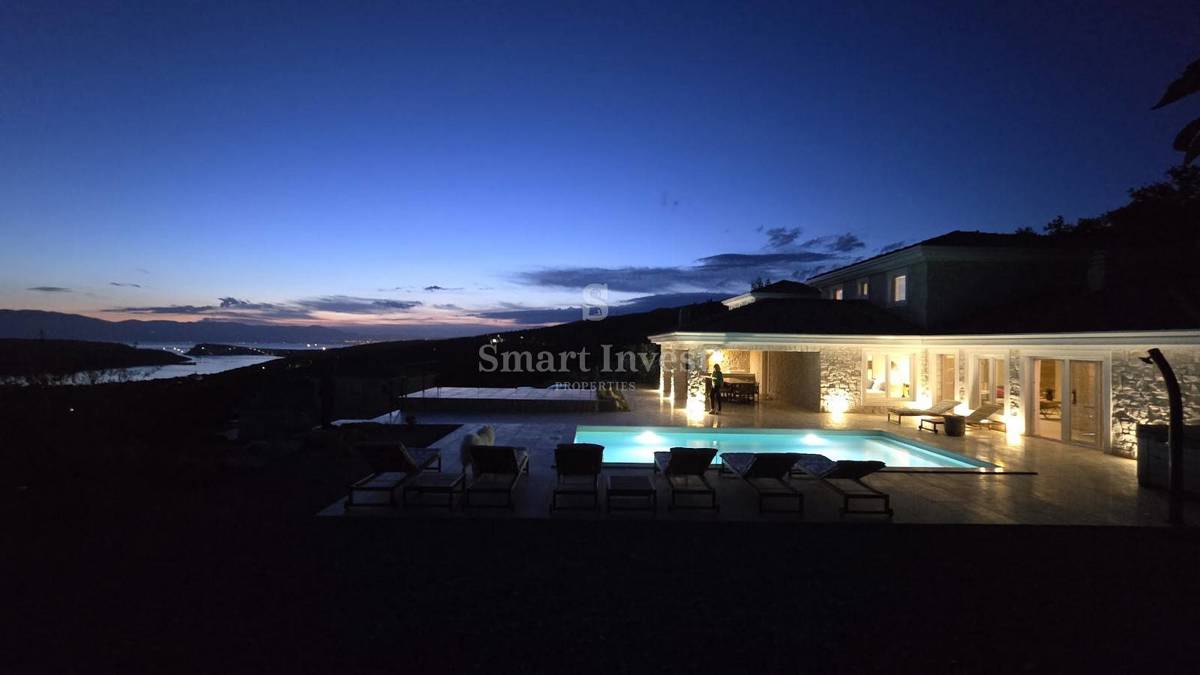 JADRANOVO, villa in pietra con piscina e vista mare