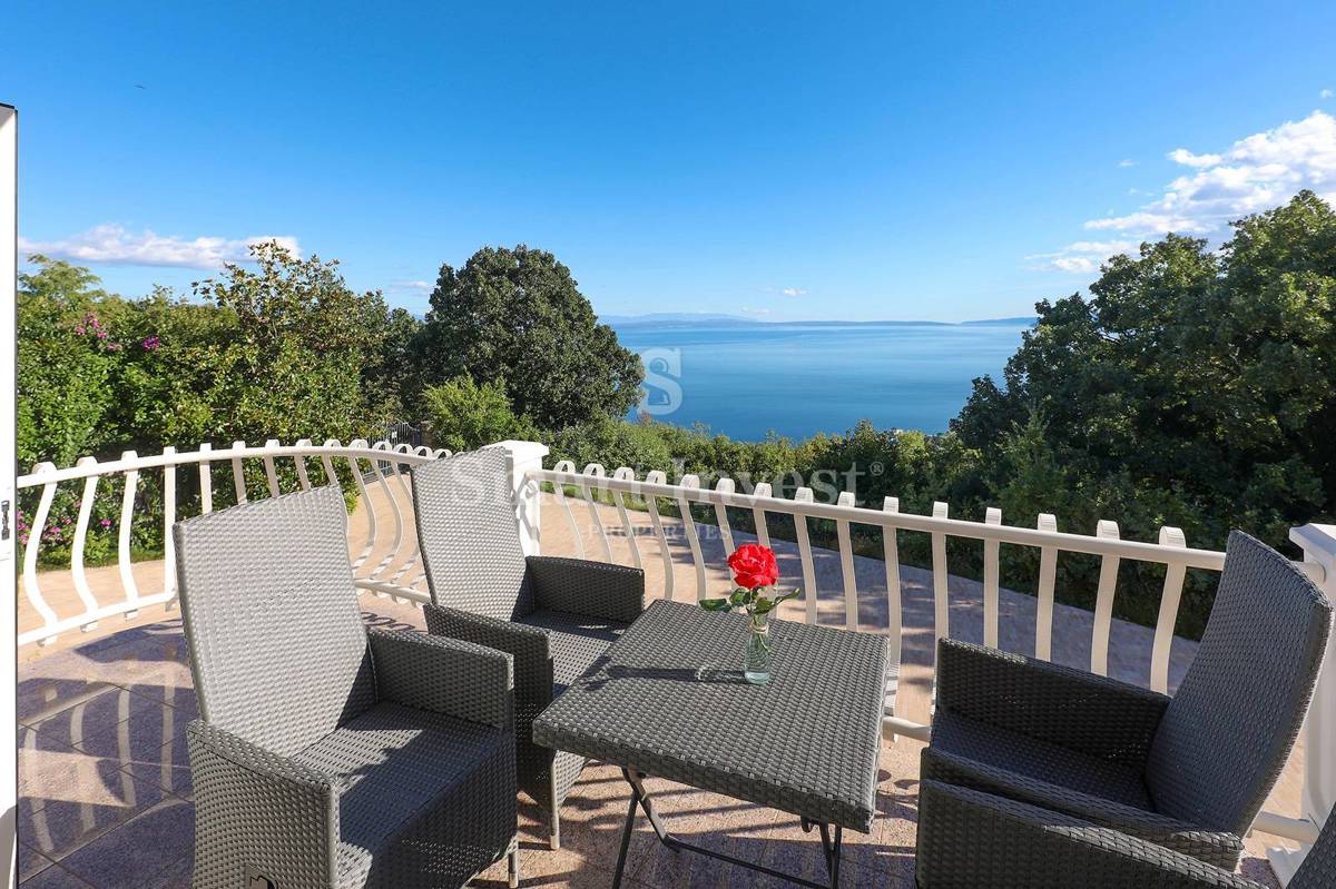RIVIERA DI ABBAZIA, villa con vista mozzafiato sul mare e su Abbazia