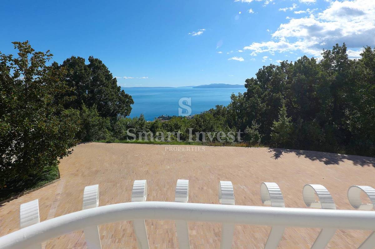 RIVIERA DI ABBAZIA, villa con vista mozzafiato sul mare e su Abbazia