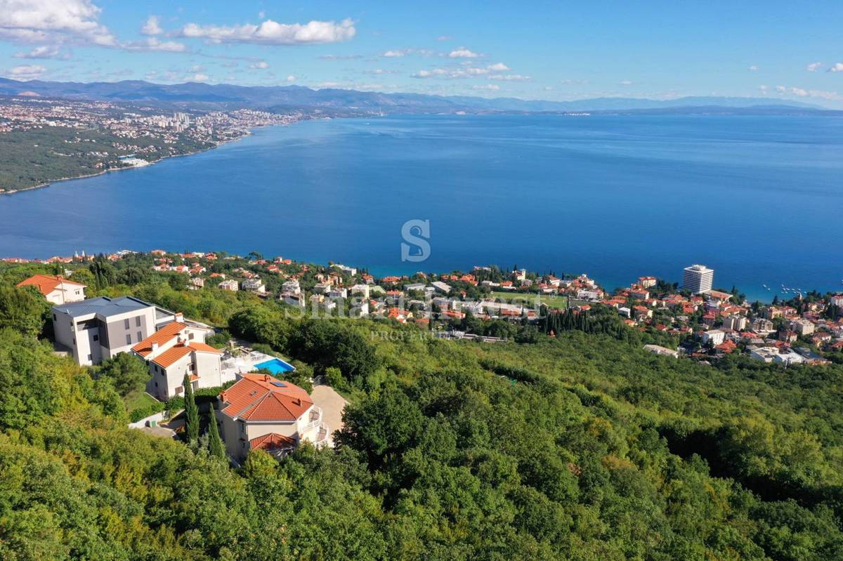 RIVIERA DI ABBAZIA, villa con vista mozzafiato sul mare e su Abbazia