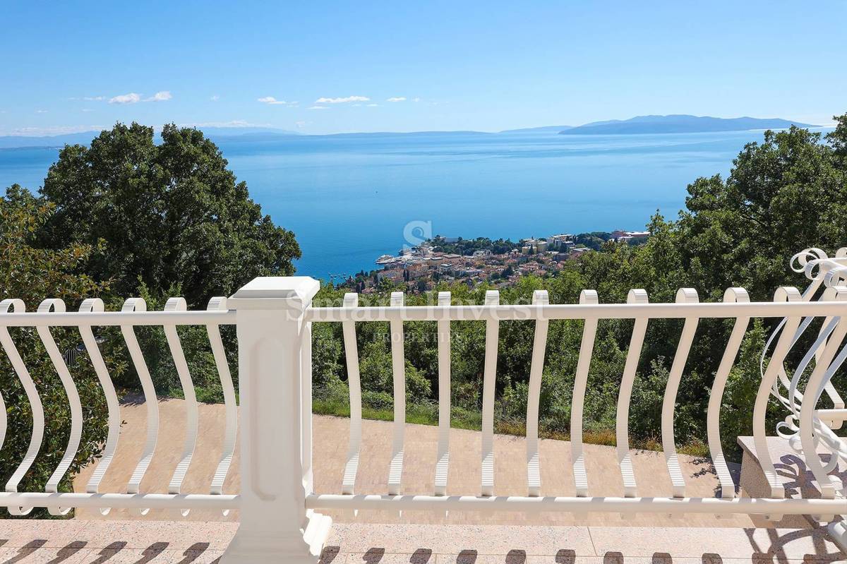RIVIERA DI ABBAZIA, villa con vista mozzafiato sul mare e su Abbazia