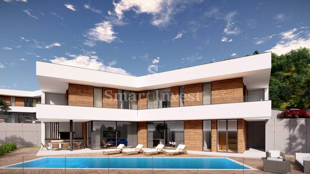 MOŠĆENIČKA DRAGA, terreno con permesso di costruzione per villa vicino al mare