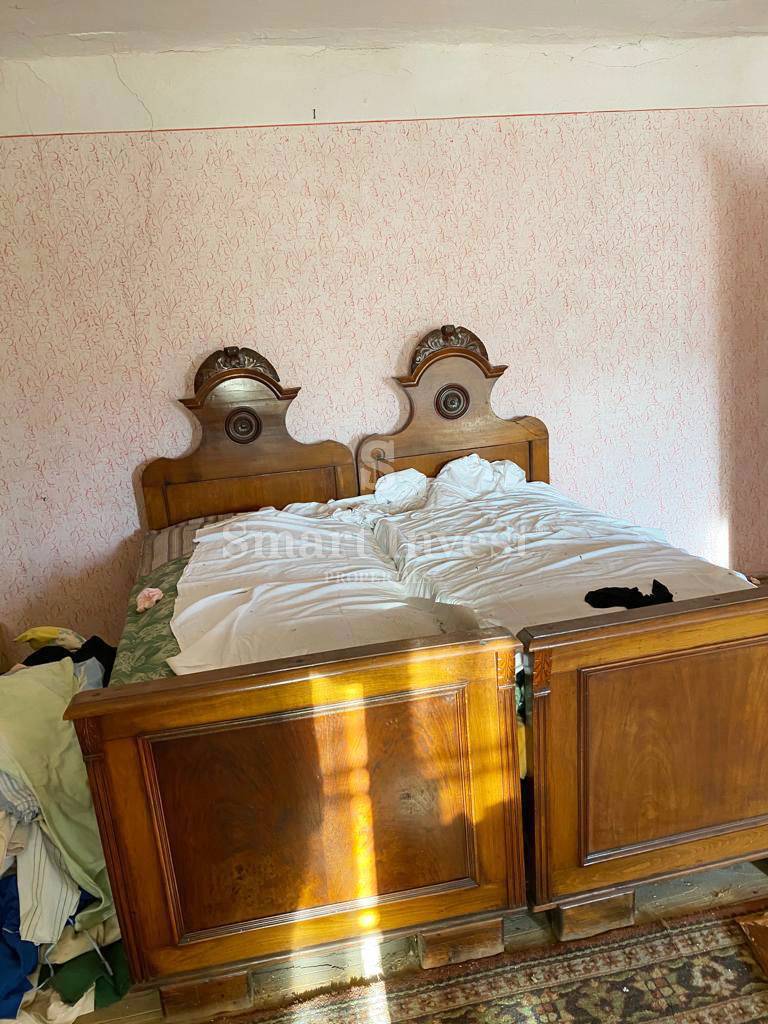 MATULJI - ŠAPJANE, 4 vecchie case da ristrutturare, 248 m2 di terreno, in vendita