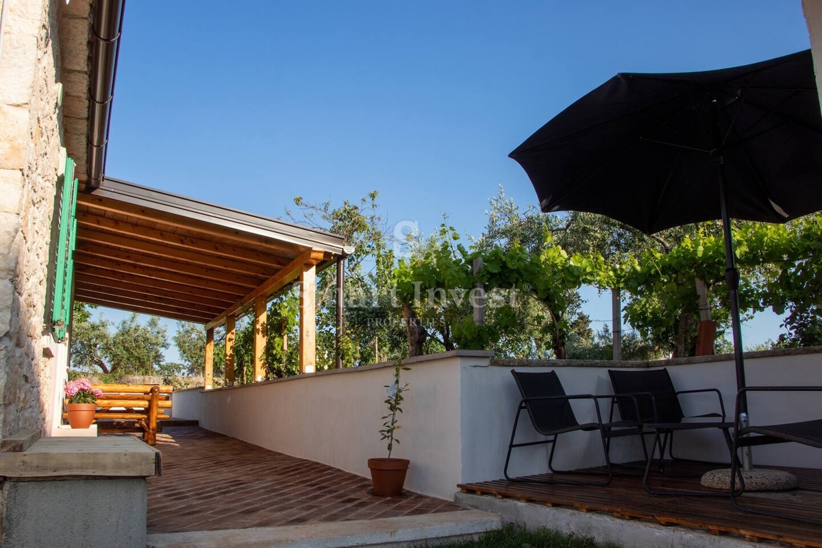 ISTRIA - BARBAN, casa in pietra ristrutturata a 5 km dal mare