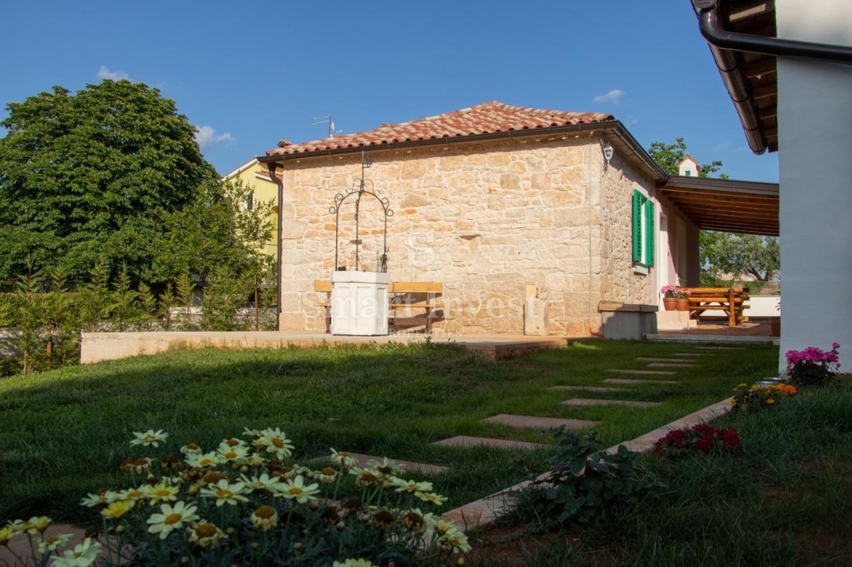 ISTRIA - BARBAN, casa in pietra ristrutturata a 5 km dal mare