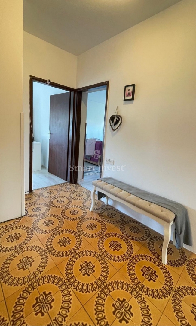 MATULJI, casa indipendente con vista mare