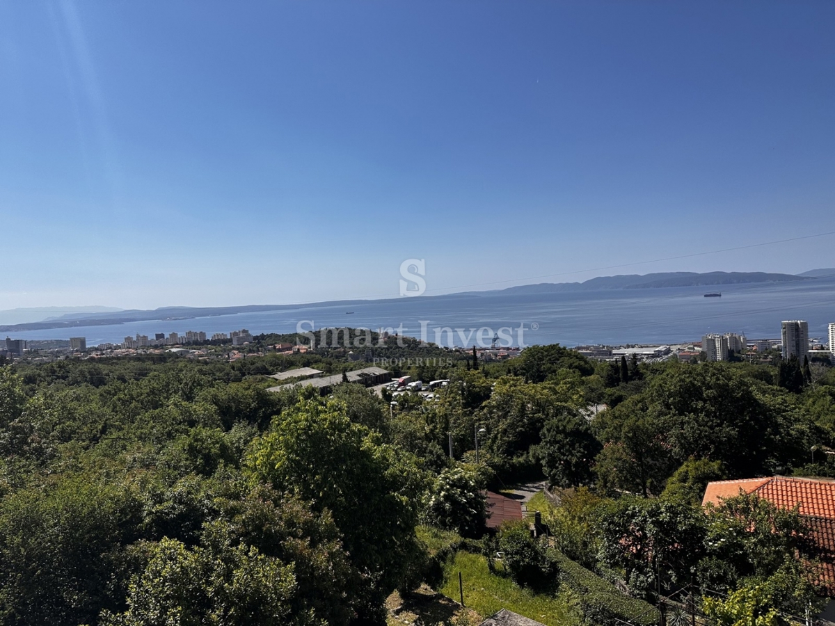 FIUME - PULAC, appartamento di lusso con piscina e vista mare!