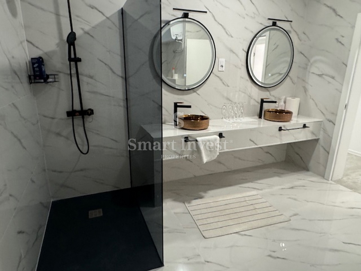 ABBAZIA - CENTRO, appartamento con 3 camere da letto vicino al mare