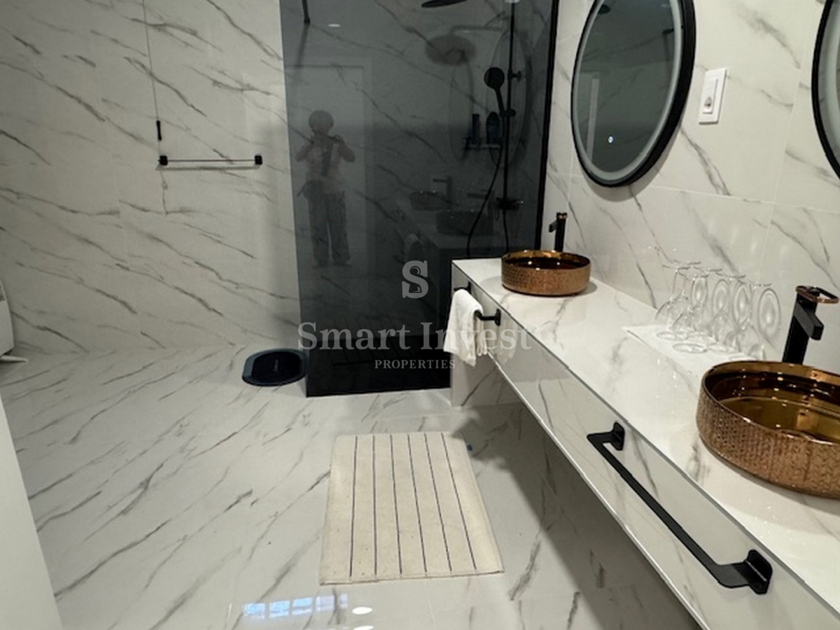 ABBAZIA - CENTRO, appartamento con 3 camere da letto vicino al mare