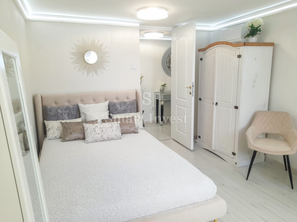 ABBAZIA - CENTRO, appartamento con 3 camere da letto recentemente ristrutturato in una villa sul mare