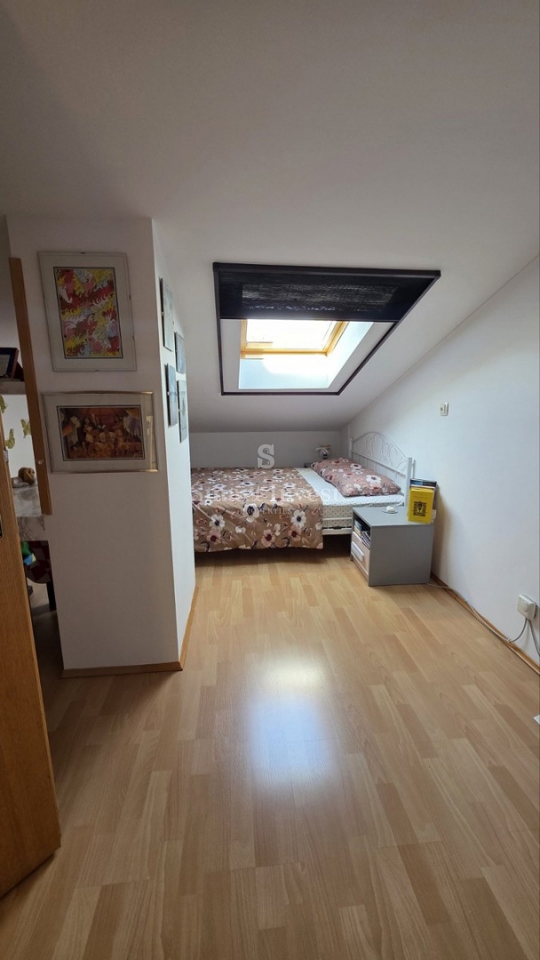 ABBAZIA - MATULJI, appartamento duplex con 4 camere da letto e vista mare