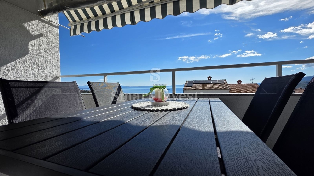 ABBAZIA - MATULJI, appartamento duplex con 4 camere da letto e vista mare