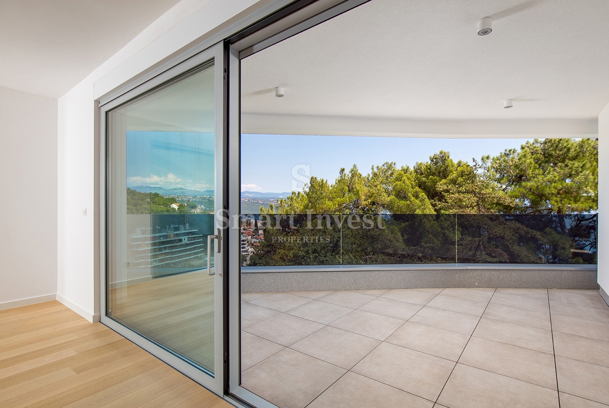 ABBAZIA, lussuoso appartamento con 2 camere da letto in un nuovo edificio con piscina