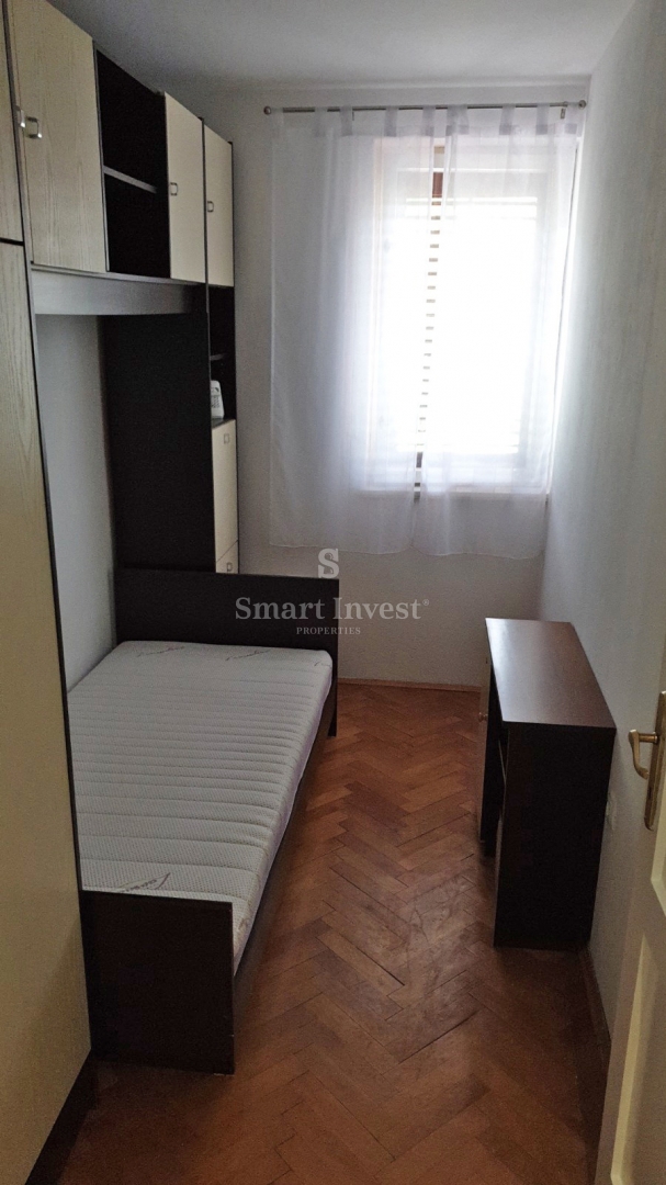 LOVRAN, appartamento trilocale con vista mare e garage, vicino al mare