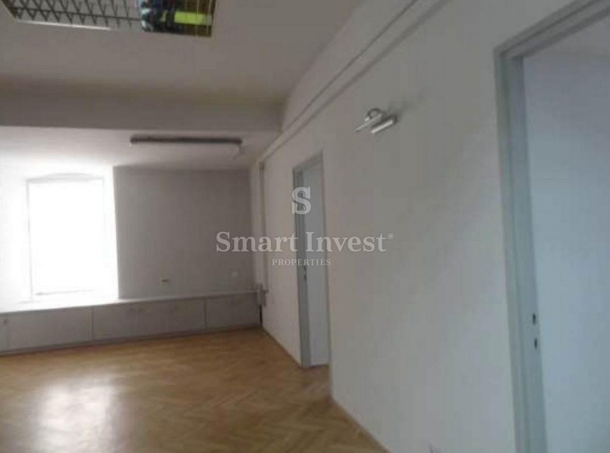 Commerciale Centar, Rijeka, 83m2