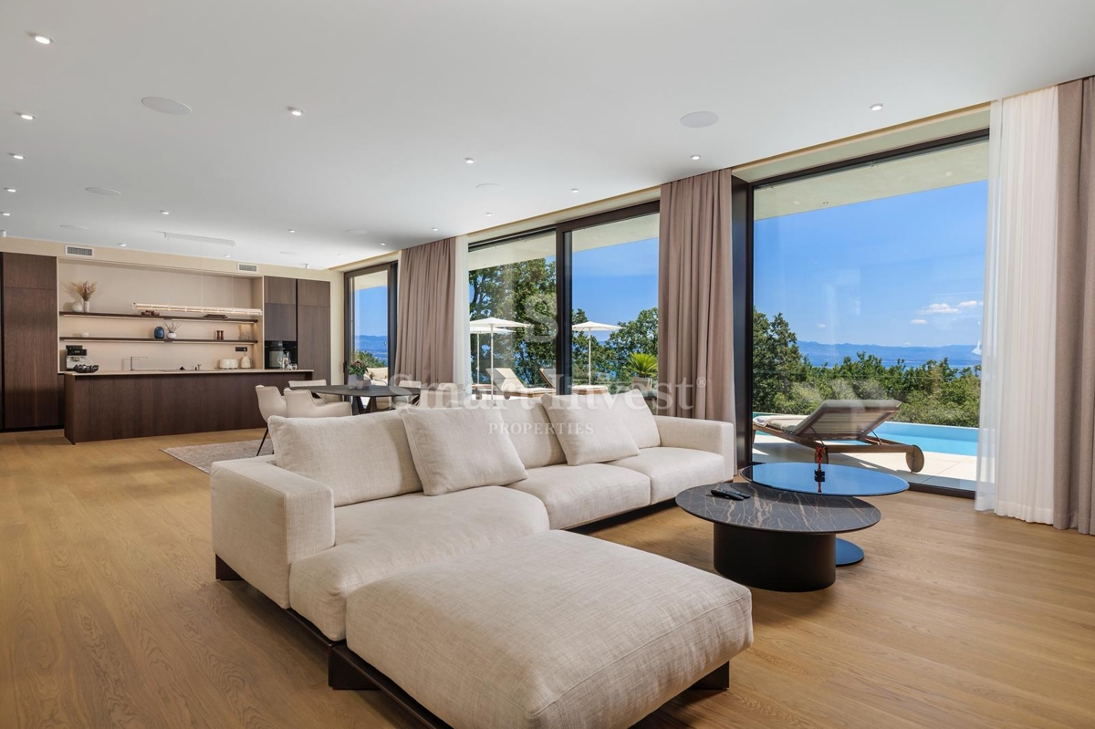 MOŠĆENIČKA DRAGA, villa di lusso con piscina e vista panoramica sul mare