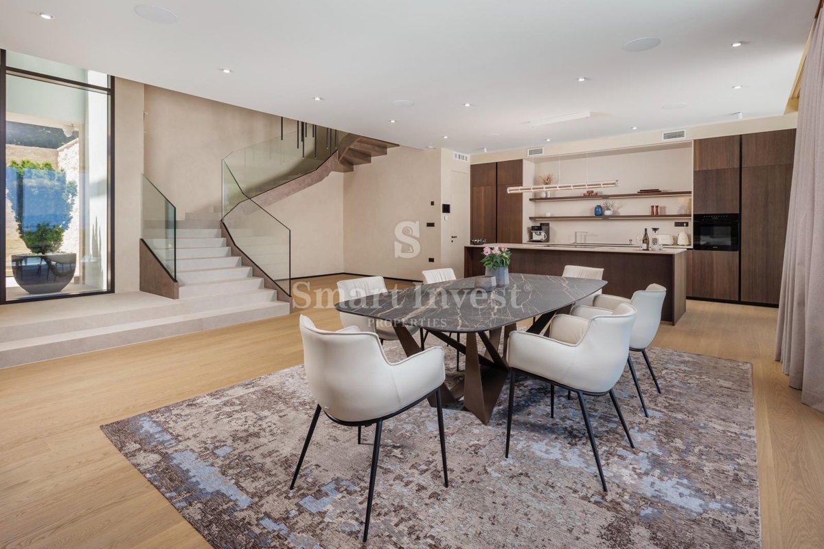 MOŠĆENIČKA DRAGA, villa di lusso con piscina e vista panoramica sul mare