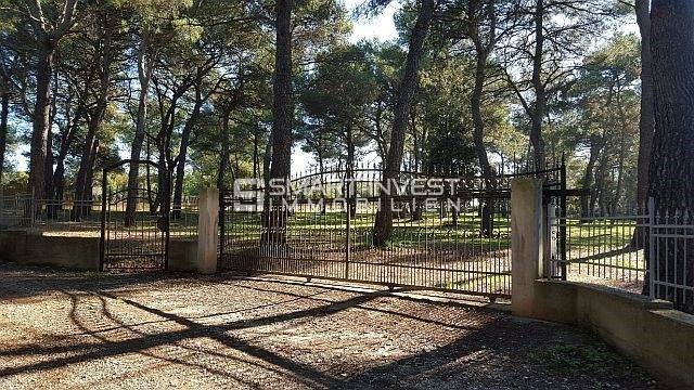 ISTRIA - ROVINJ, Building land in tourist area (T1, T2, T3)