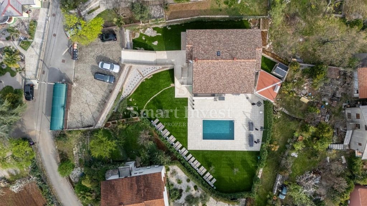 ABBAZIA - POBRI, Villa di lusso con piscina e vista mare, in vendita