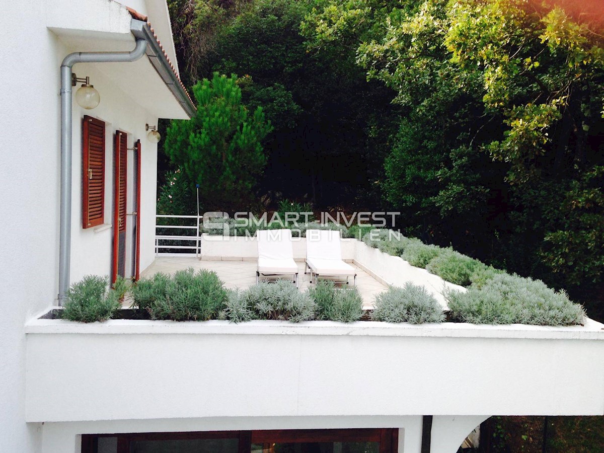 OPATIJA, Beautiful 4-bedrooms apartment with panoramic sea view