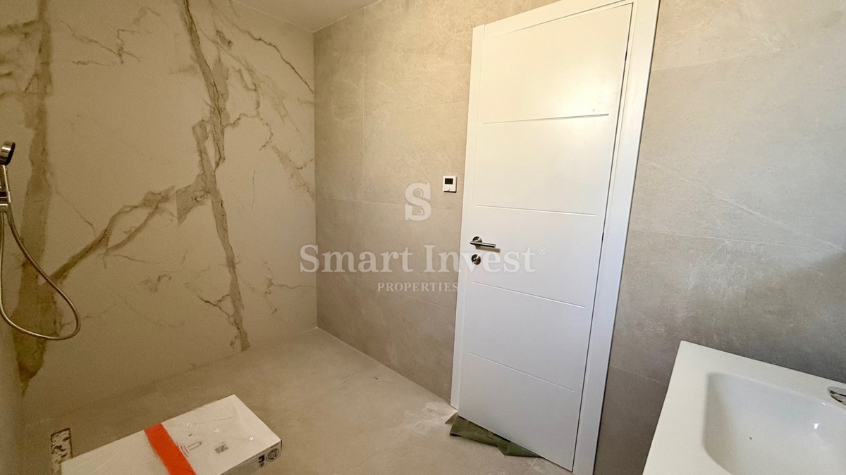 OPATIJA, attico con 3 camere da letto con vista mare e garage (A9)