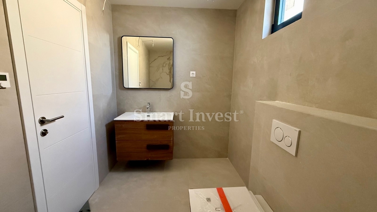 OPATIJA, attico con 3 camere da letto con vista mare e garage (A9)