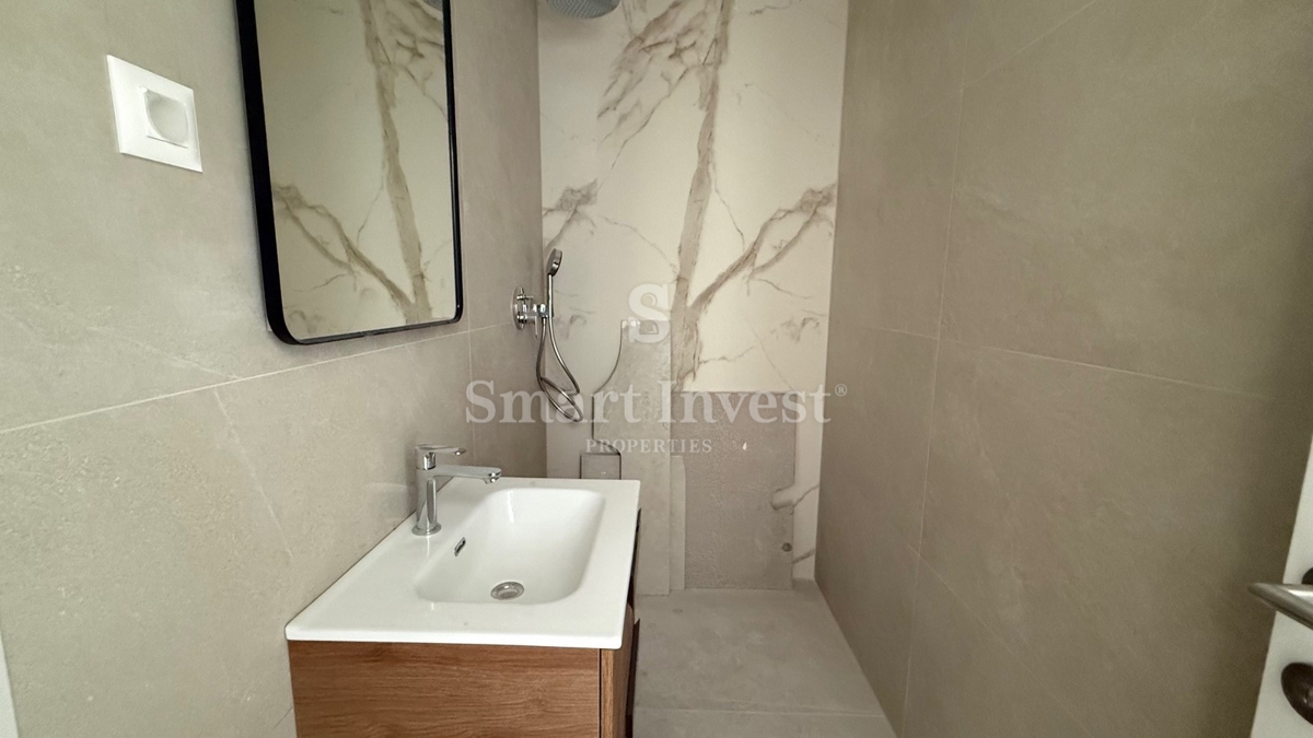 OPATIJA, attico con 3 camere da letto con vista mare e garage (A9)