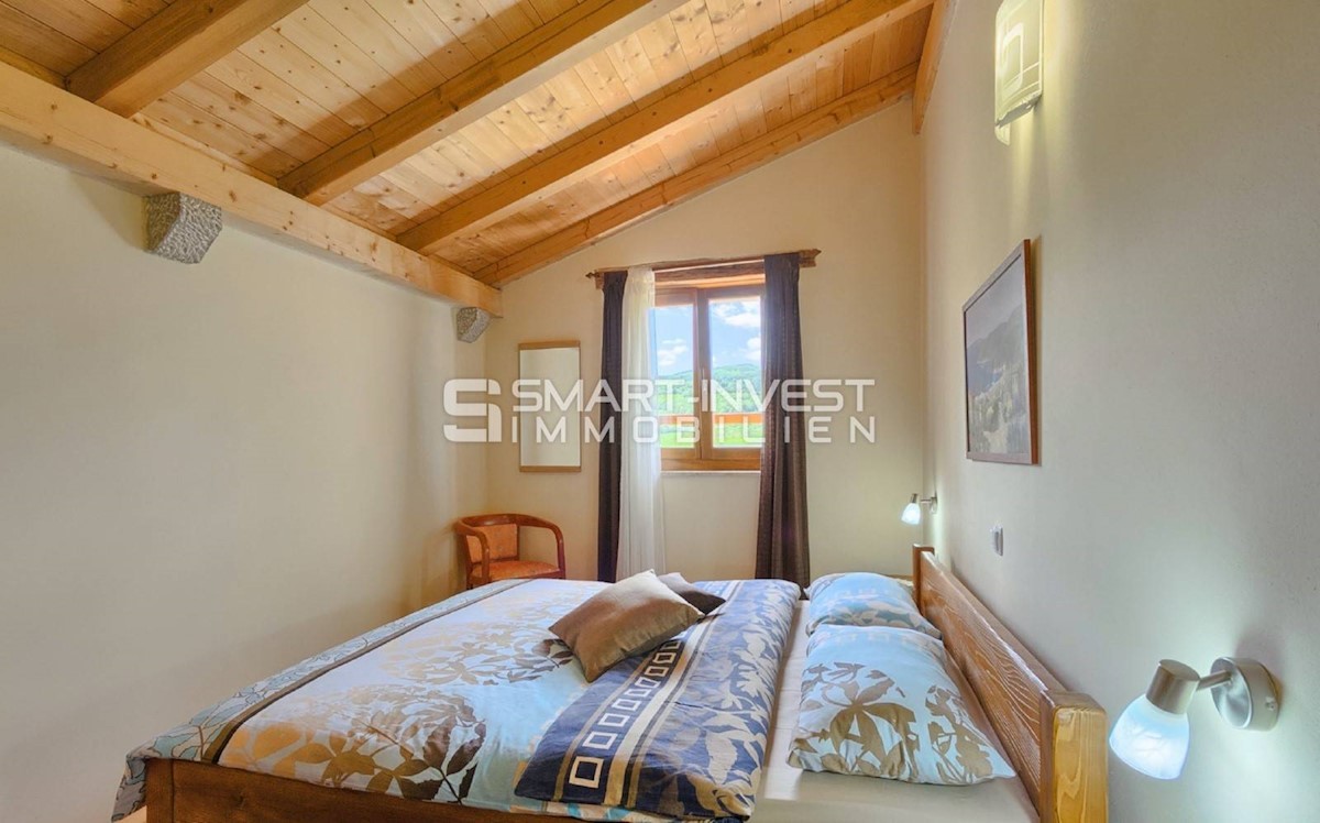 CENTRAL ISTRIA - PAZIN, Beautiful 4-bedrooms villa with pool