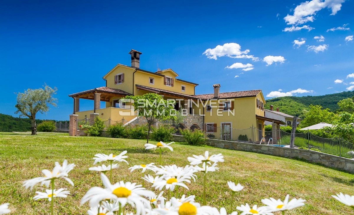 CENTRAL ISTRIA - PAZIN, Beautiful 4-bedrooms villa with pool