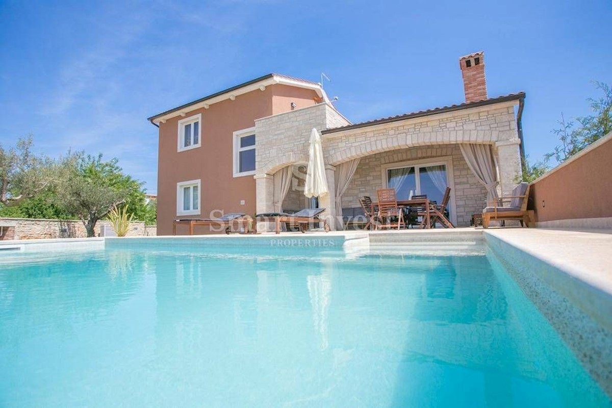 ISTRIA - POREČ vicinity, Beautiful 4-bedrooms villa in Istrian style