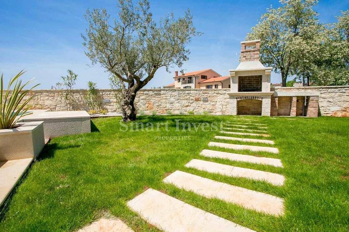 ISTRIA - POREČ vicinity, Beautiful 4-bedrooms villa in Istrian style