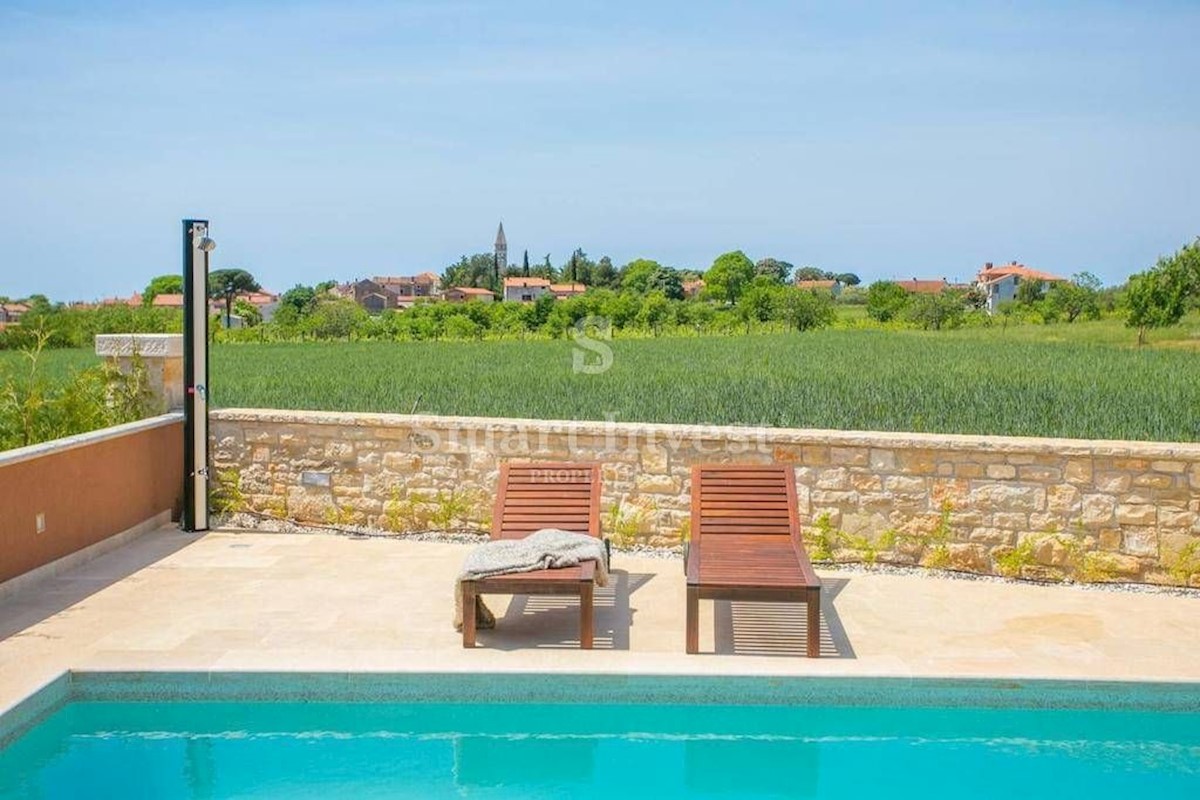 ISTRIA - POREČ vicinity, Beautiful 4-bedrooms villa in Istrian style