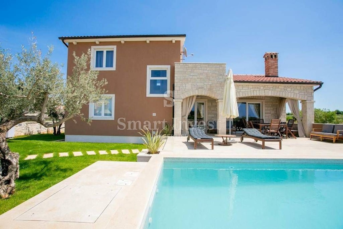 ISTRIA - POREČ vicinity, Beautiful 4-bedrooms villa in Istrian style