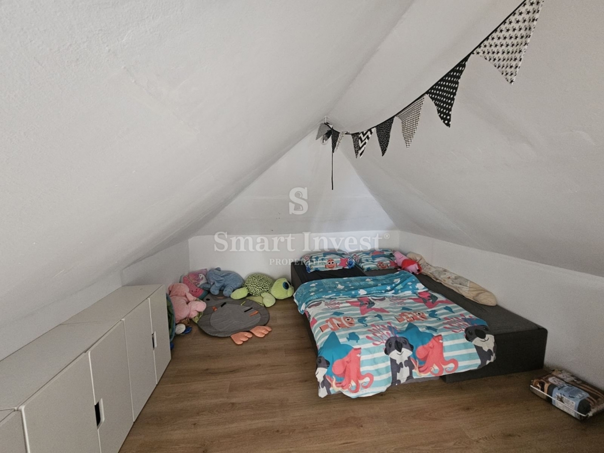 OPATIJA - CENTER, Apartment of 100 m2 with sea view, near the sea