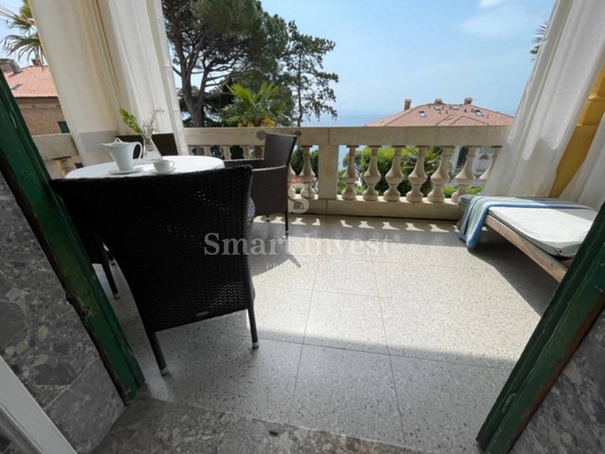 ABBAZIA - VOLOSKO, lussuoso appartamento con parcheggio