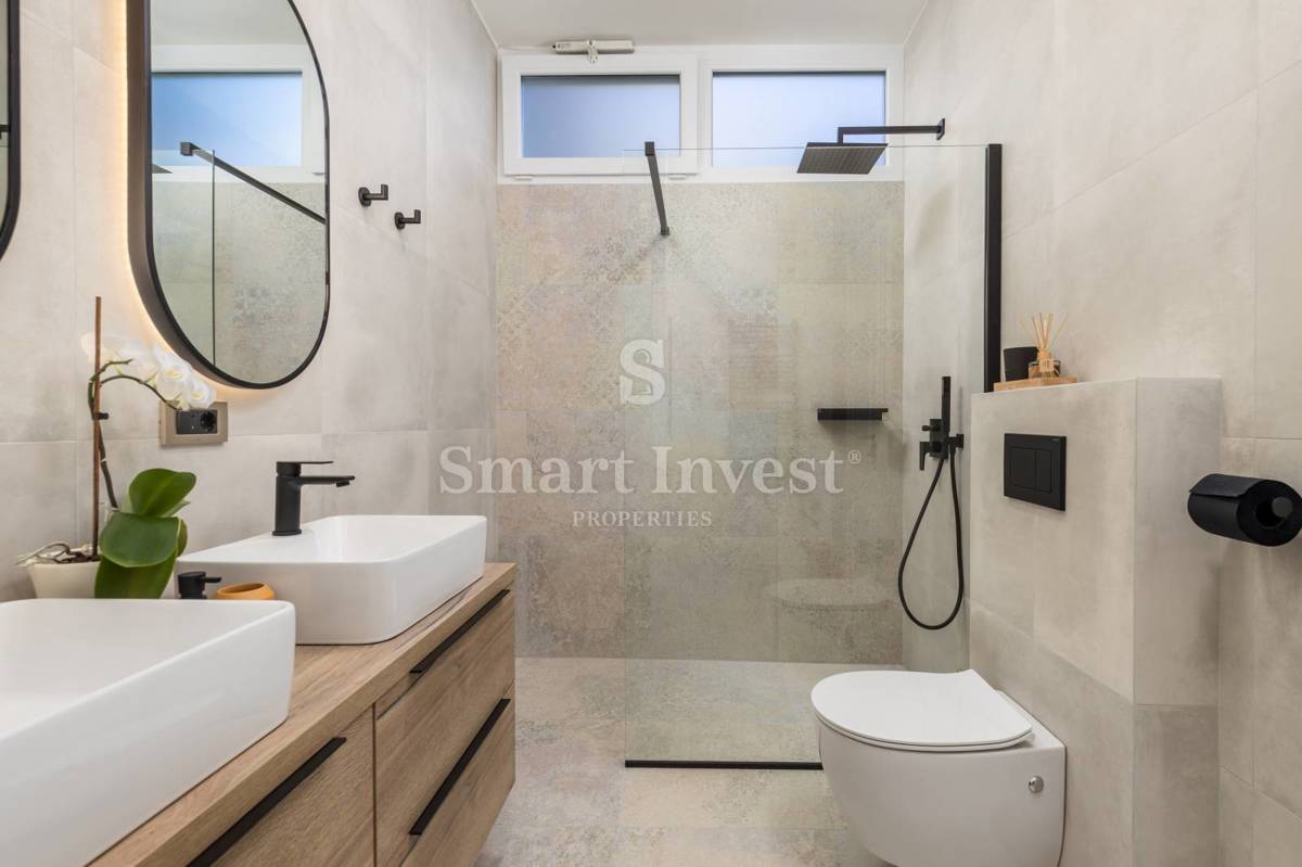 ABBAZIA - CENTRO, appartamento ristrutturato con giardino vicino al mare