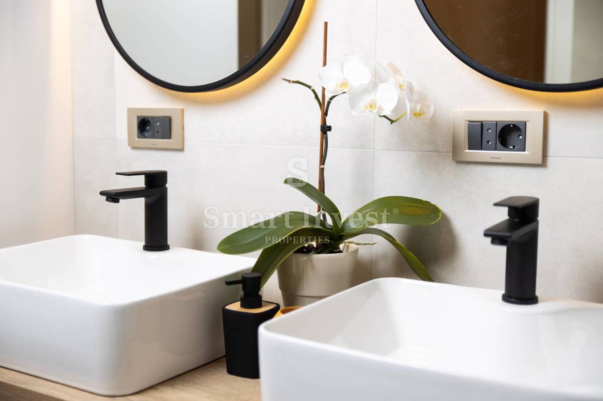 ABBAZIA - CENTRO, appartamento ristrutturato con giardino vicino al mare