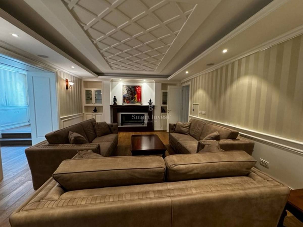 ABBAZIA, villa austro-ungarica ristrutturata fronte mare