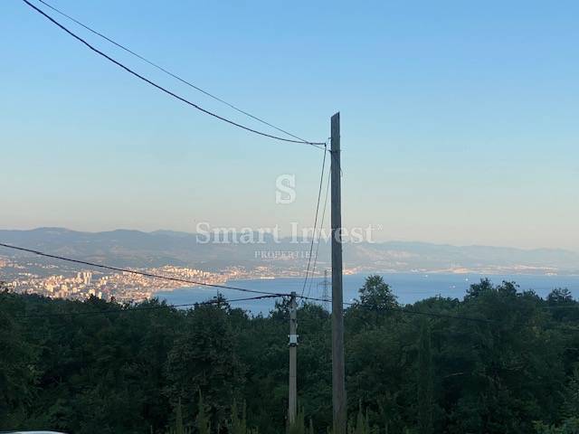 ABBAZIA - VEPRINAC, casa di 160 m2 con cortile di 850 m2