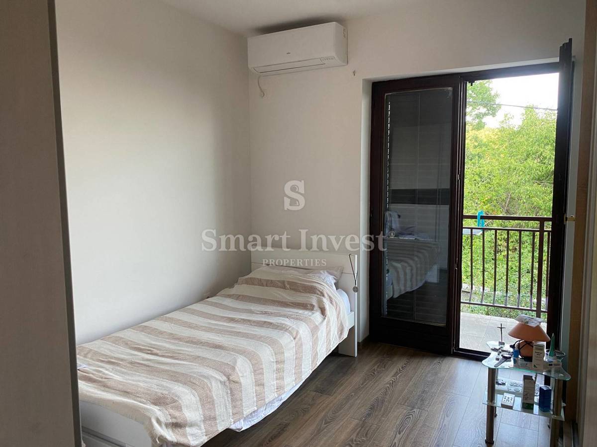 ABBAZIA - VEPRINAC, casa di 160 m2 con cortile di 850 m2
