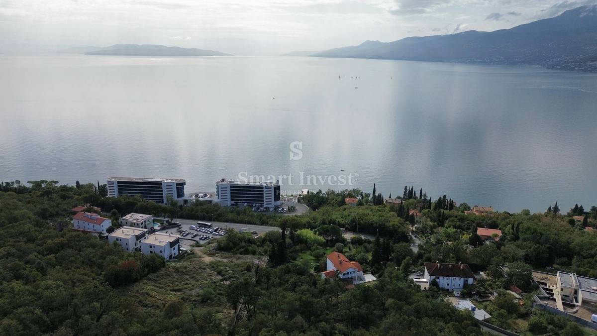 FIUME - COSTABELLA, terreno edificabile con vista mare