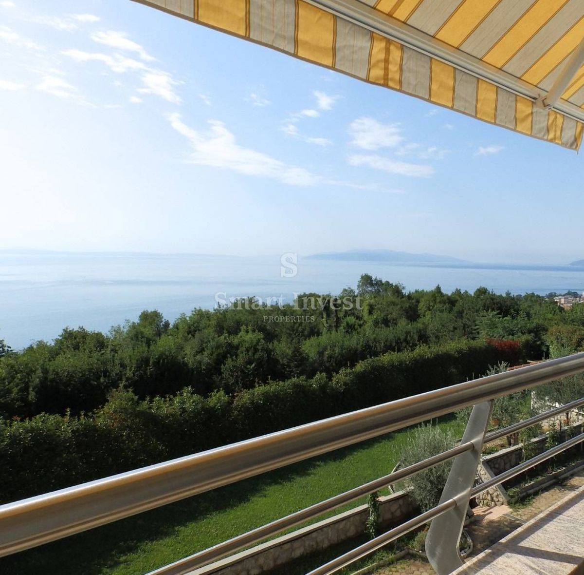 OPATIJA, appartamento duplex con vista mare e parcheggio