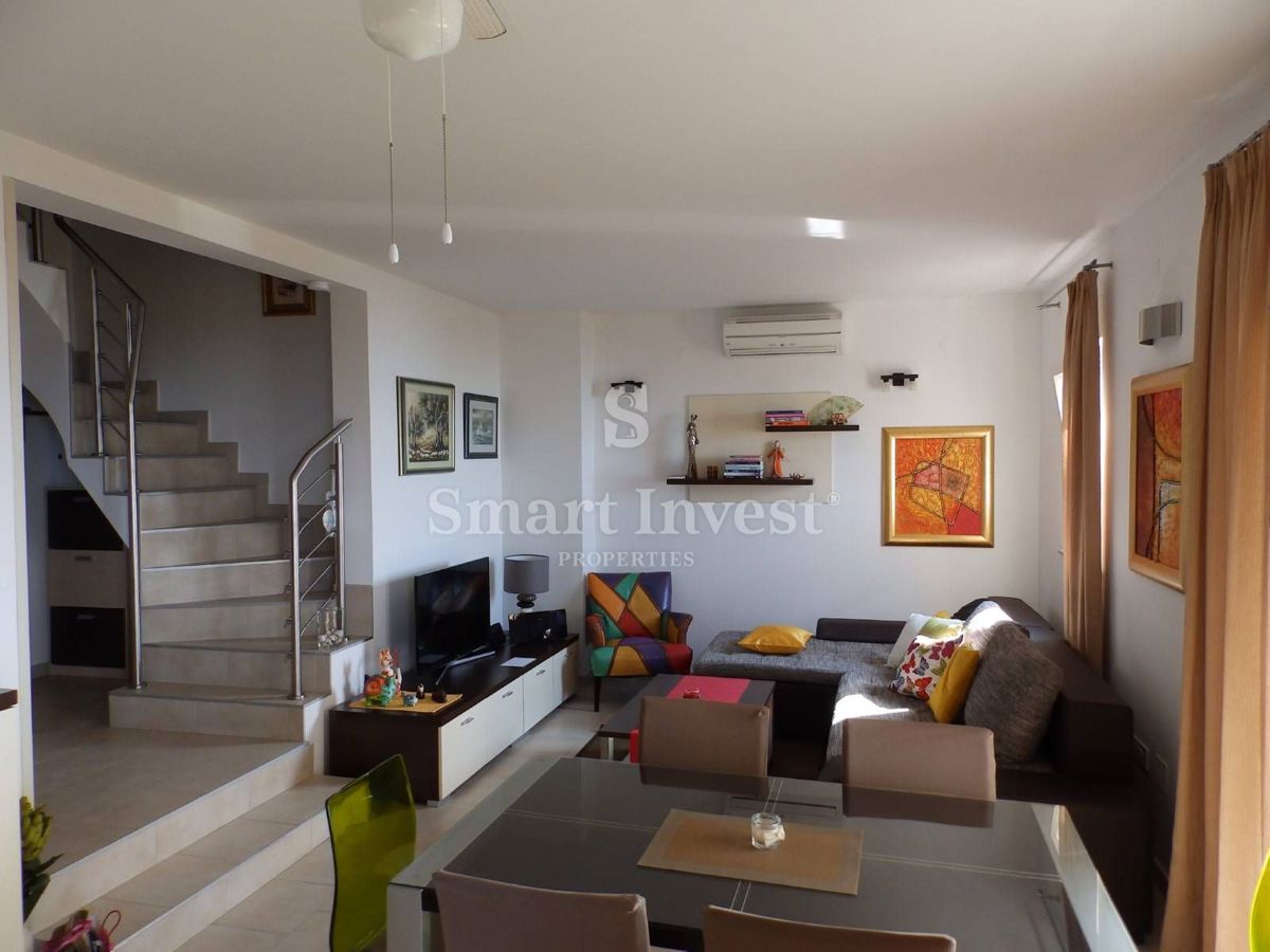 OPATIJA, appartamento duplex con vista mare e parcheggio